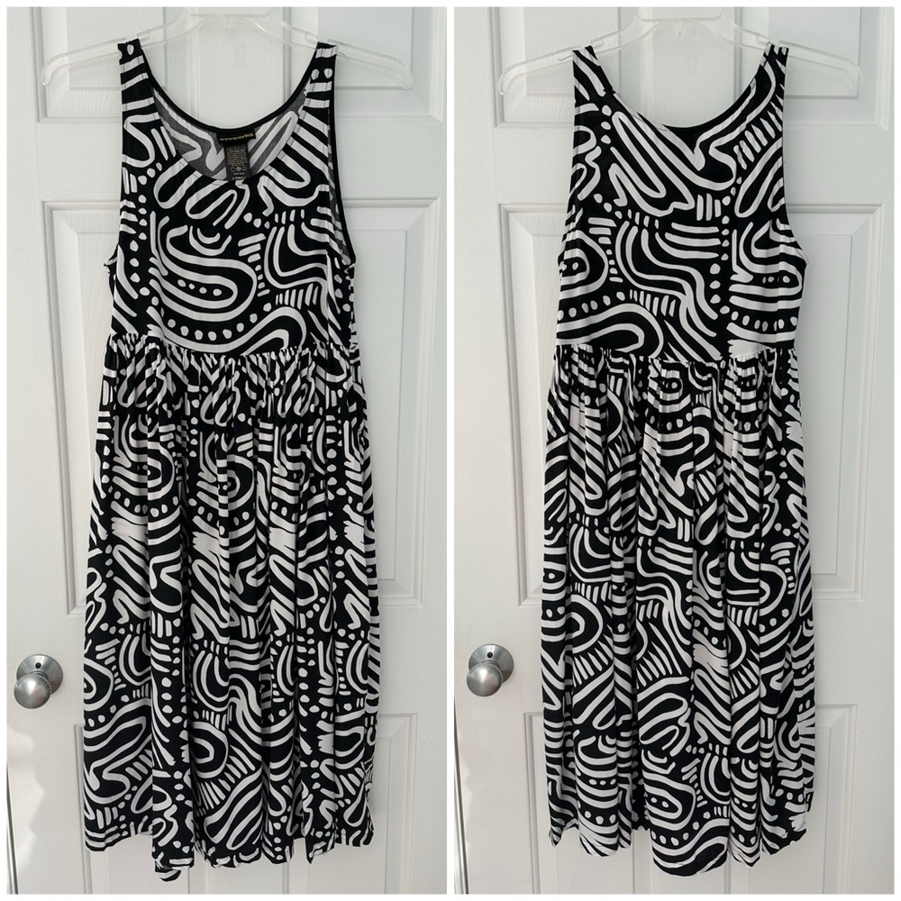 Nooworks Naomi Relaxed Fit Sleeveless Midi Tank Dress Black White Geometric XS